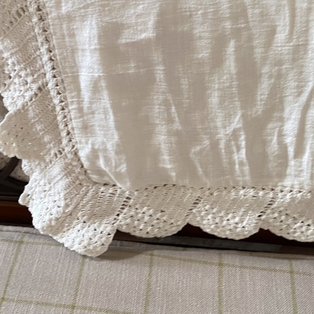 Anthropologie Beige Linen Crochet Lace Euro Sham - Picture 3 of 6